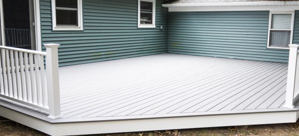 Cost of Vinyl Decking Installation in Encinitas